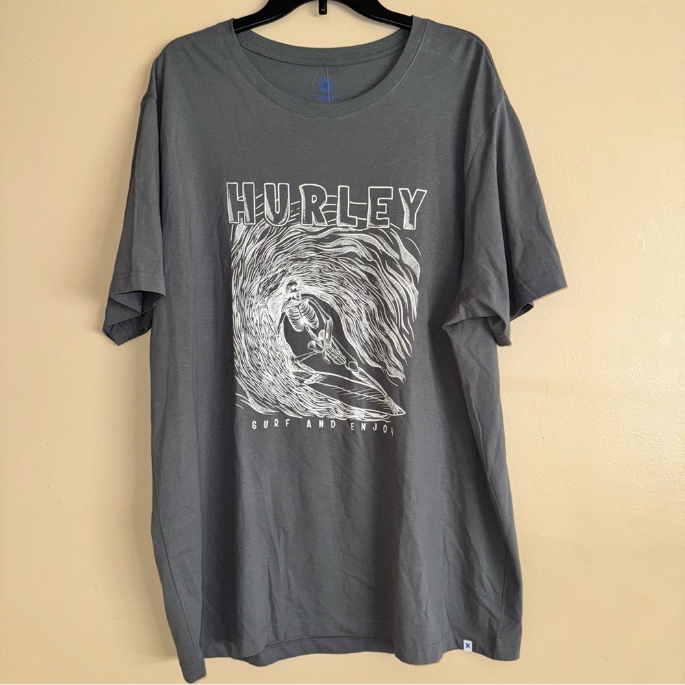Hurley Gray Skull Island Surfing Skeleton Graphic Tee Size XXL NWT!
